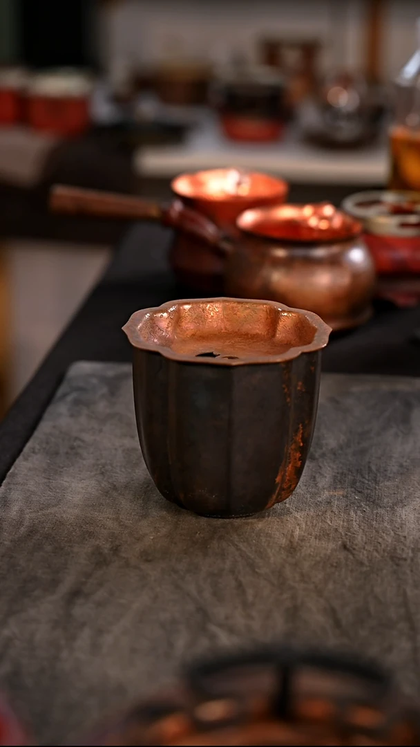 春喜铜蝴蝶建水一个