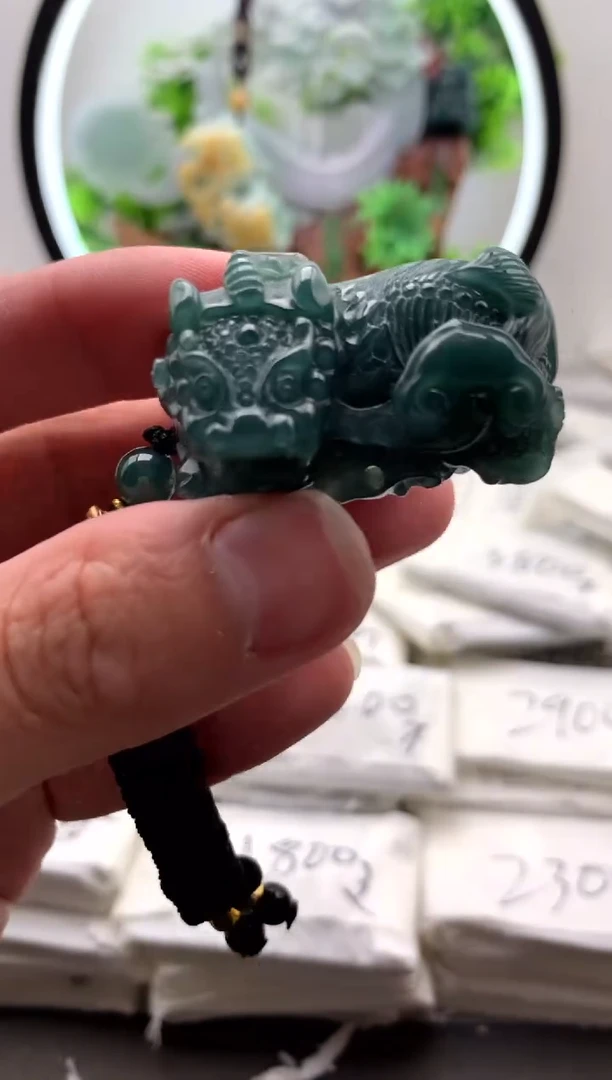 【闪购商品】翡翠颈饰未镶嵌貔貅吊坠