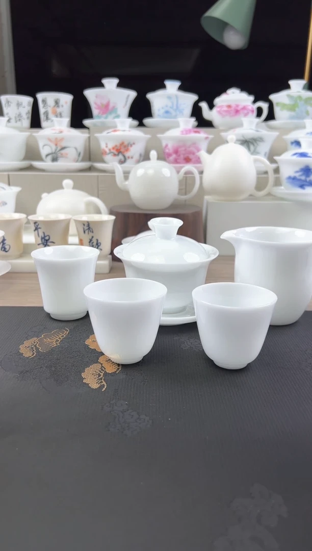 【闪购商品】冰种玉瓷150cc+铃铛杯2个+公道杯