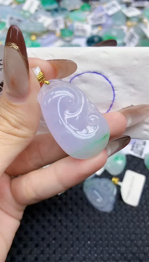 颈饰18K金镶嵌翡翠74   天然翡翠A货  百元以上9米证书费自理