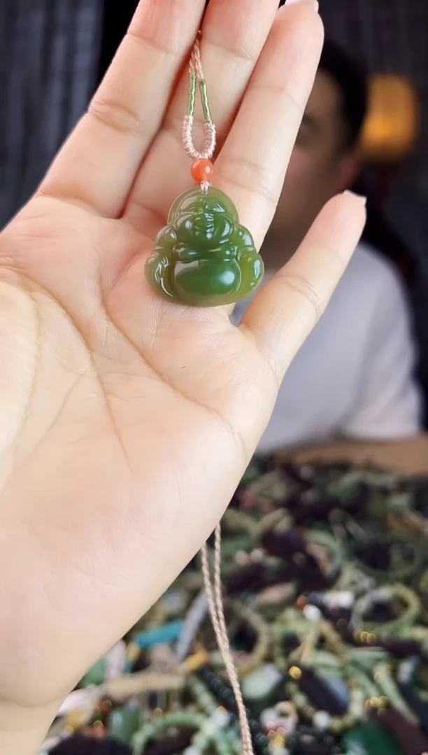 未镶嵌和田玉挂件1