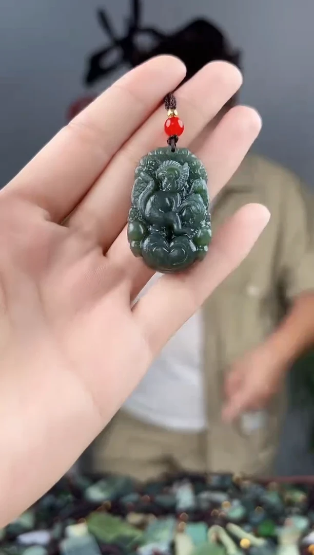 和田玉未镶嵌颈饰拍一发一，多样性发货