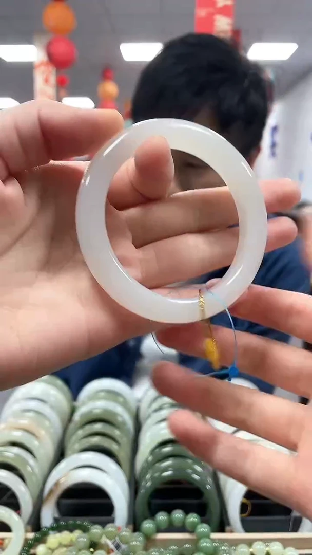 【闪购商品】和田玉手链未镶嵌圈口备注 荔枝冻手镯一条（福利）