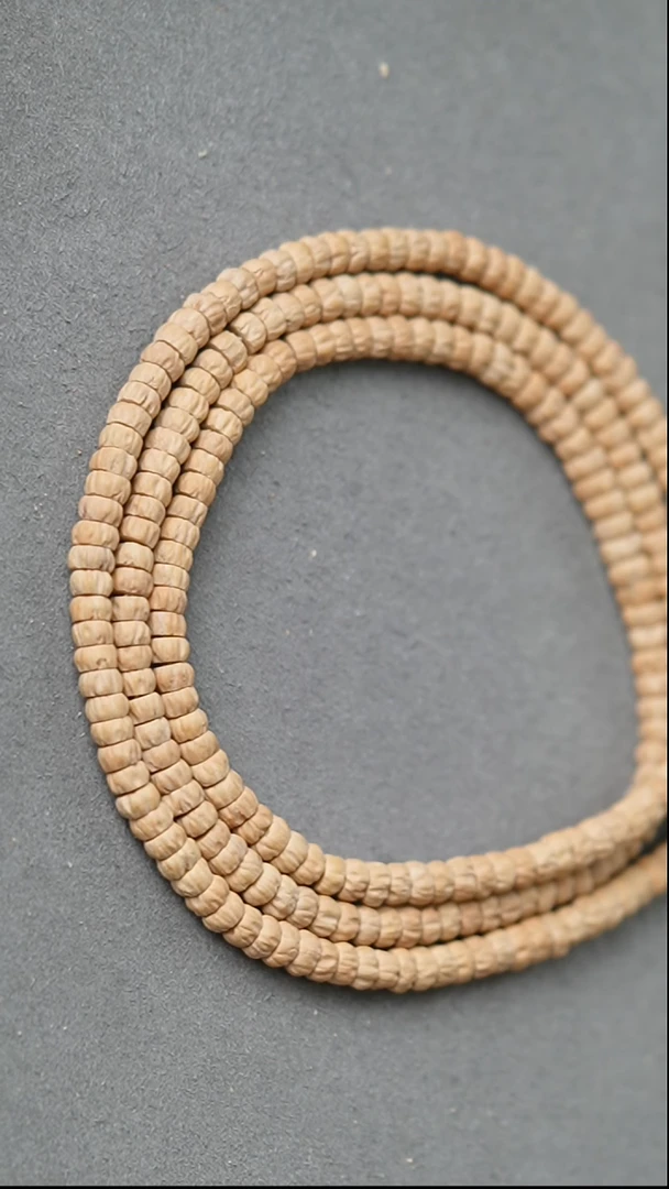 【闪购商品】柏香籽/百香籽吊坠药片