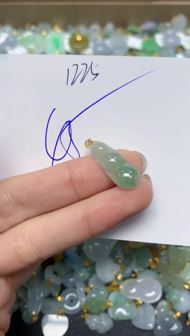 【闪购商品】翡翠颈饰18K金镶嵌 天然翡翠A货