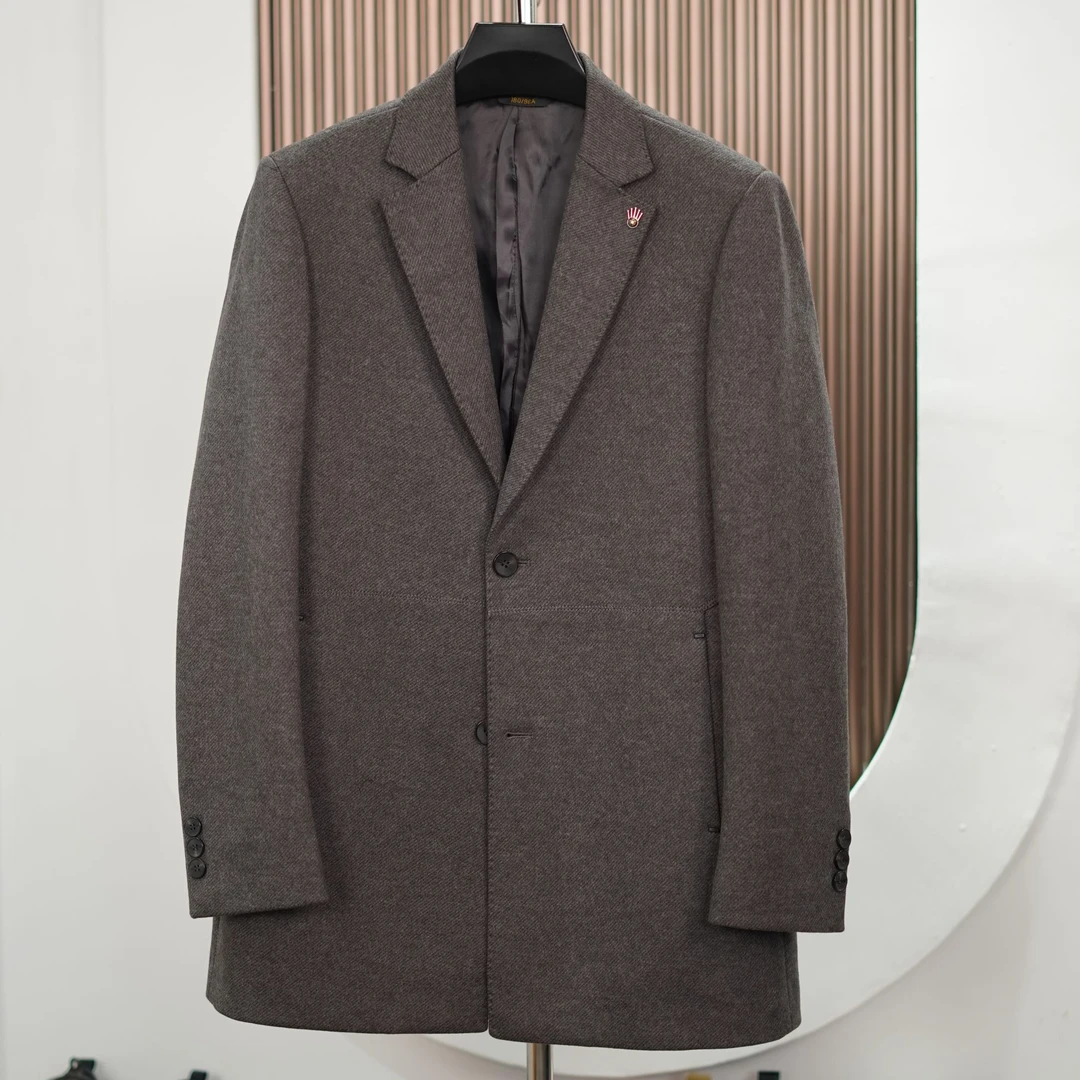 ADILJAN ABROY85611羊毛男士上衣休闲黑色