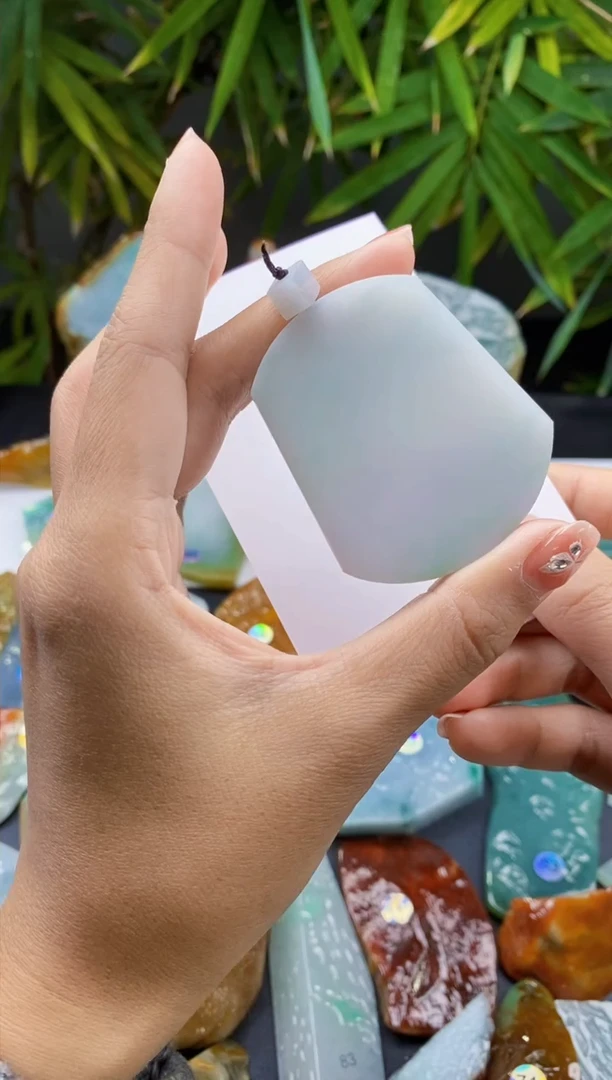 【闪购商品】定制翡翠未镶嵌翡翠