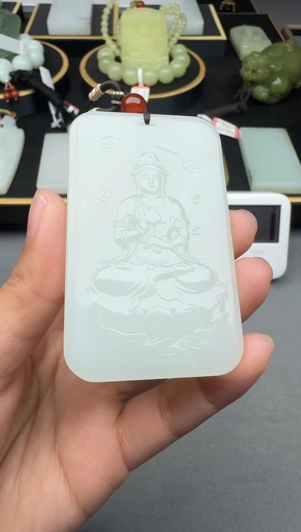 颈饰未镶嵌和田玉1