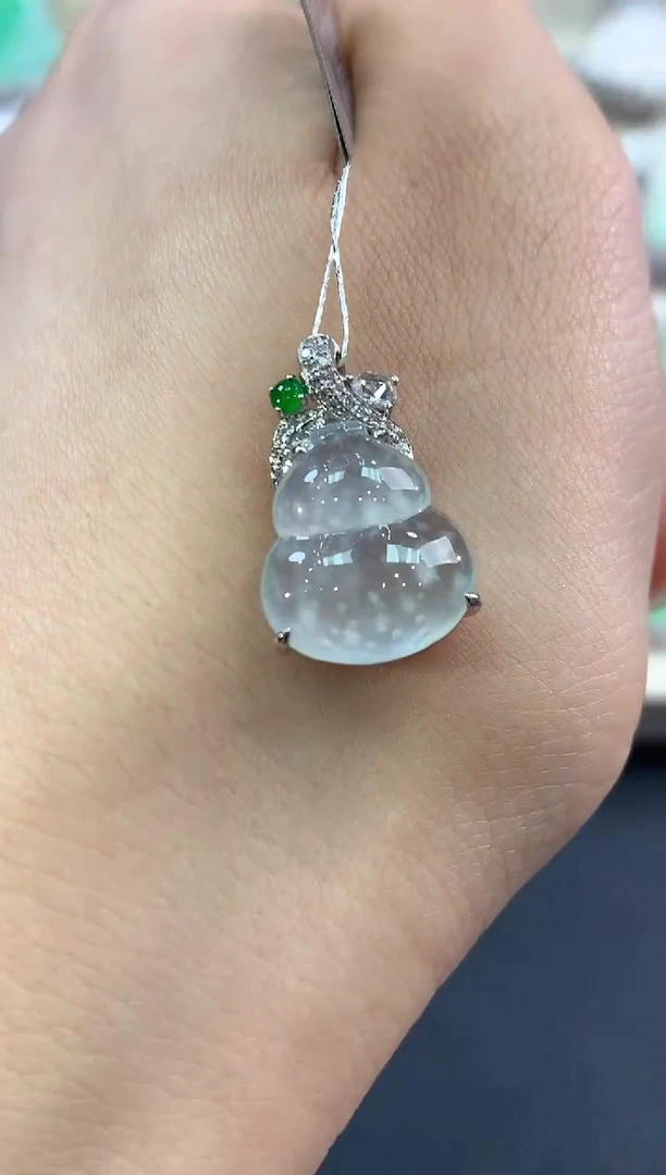 【闪购商品】翡翠吊坠(不含链)18K金镶嵌 C3多样性一件发货