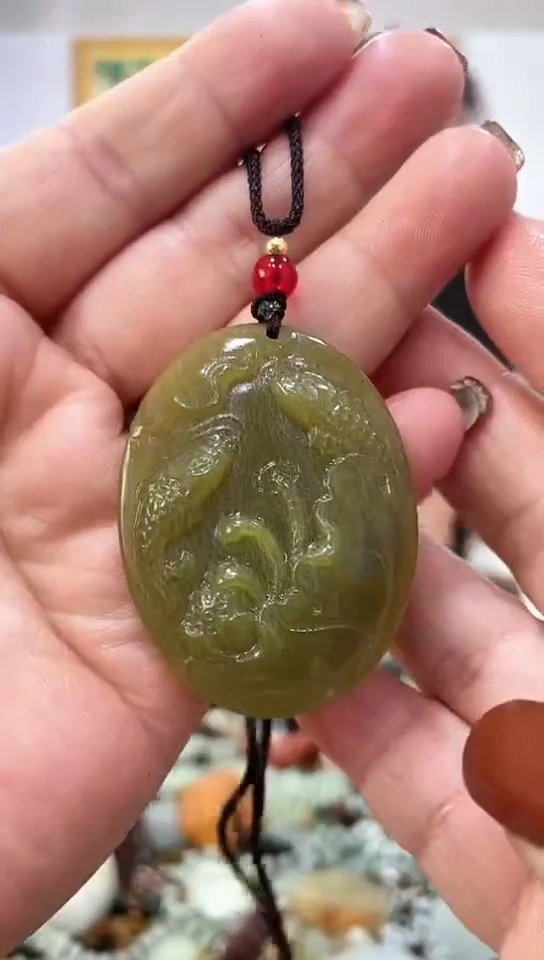 未镶嵌岫玉挂件