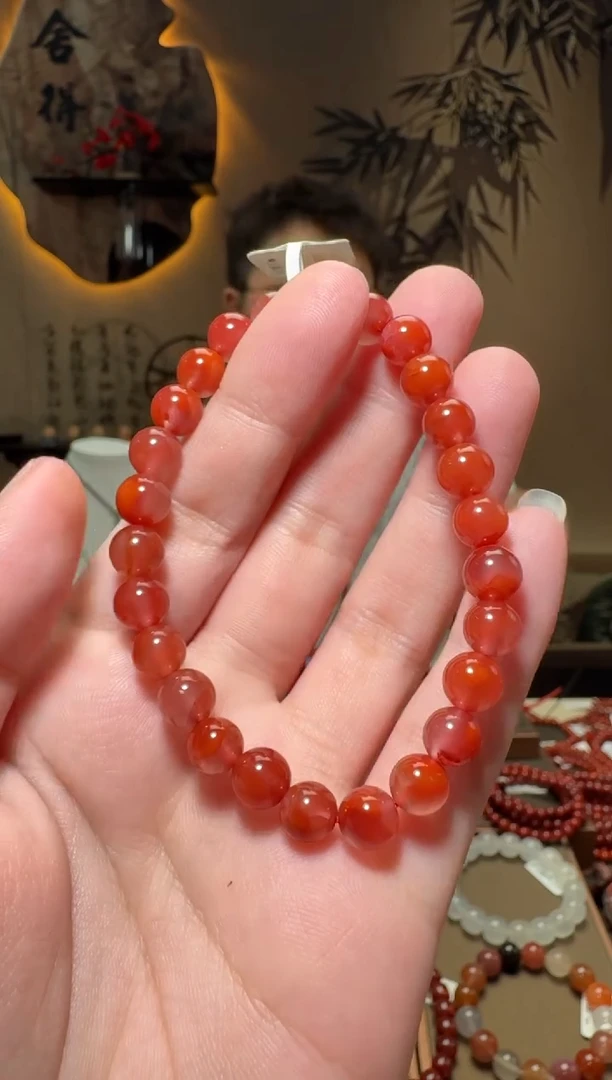 未镶嵌原矿手串南红玛瑙?****️一条约7mm