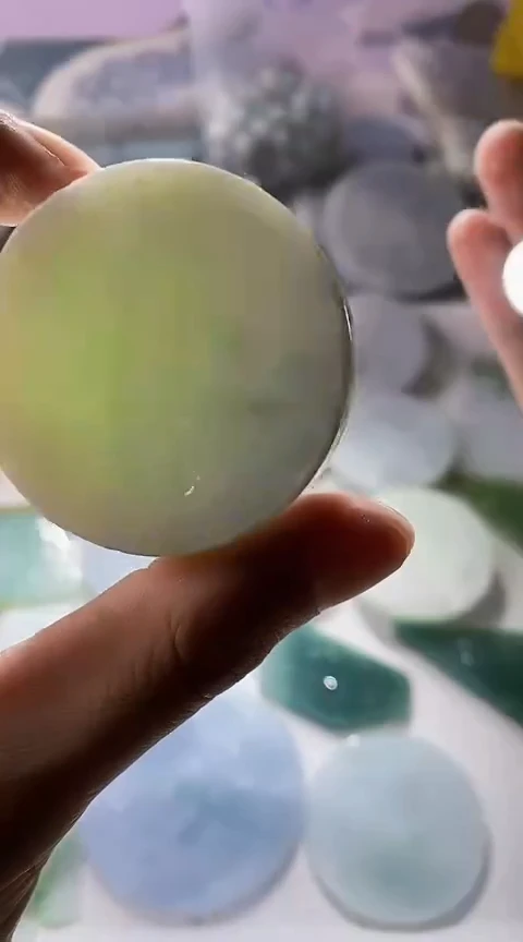 翡翠未镶嵌颈饰翡翠962