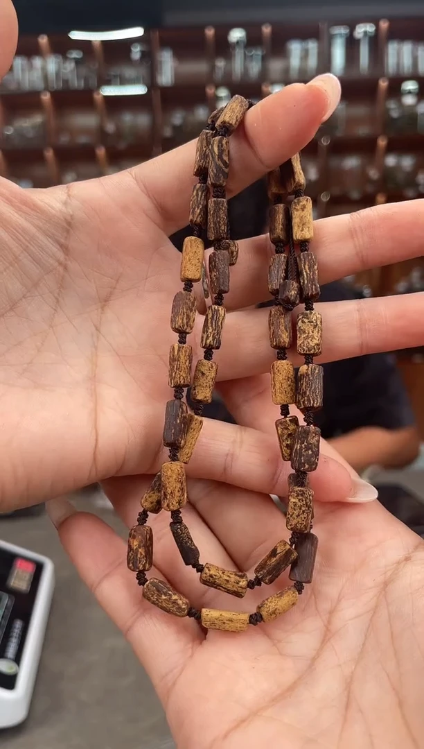 【闪购商品】沉香手串111号惠安红土多样性发一条