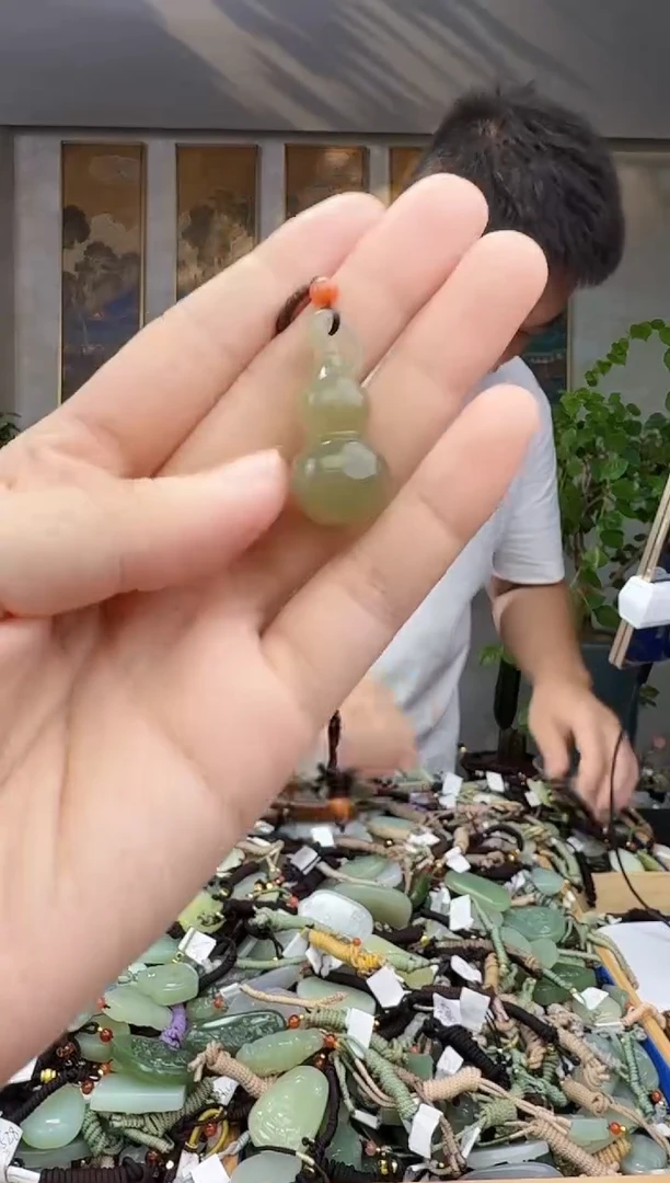 未镶嵌和田玉挂件拍一发一