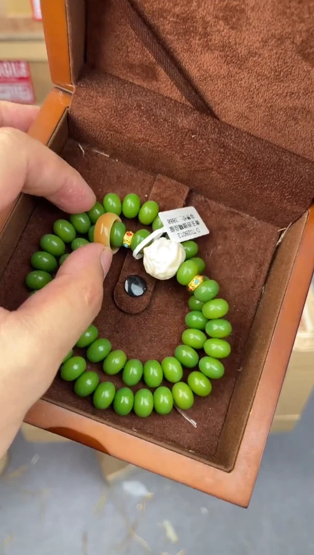 无礼盒精美手串（0）