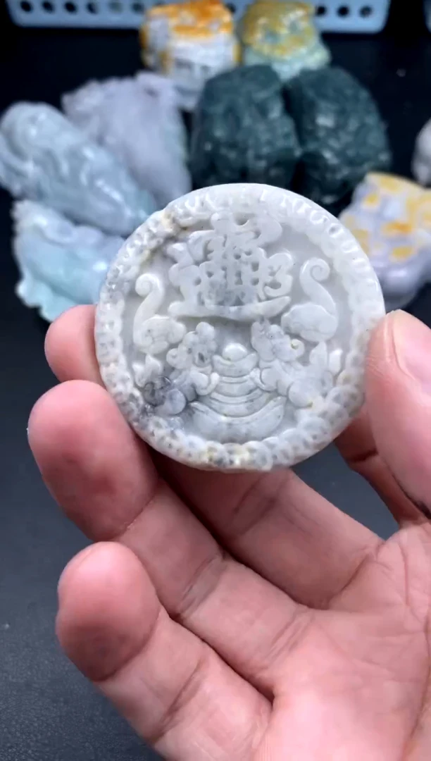 吊坠(不含链)未镶嵌翡翠1