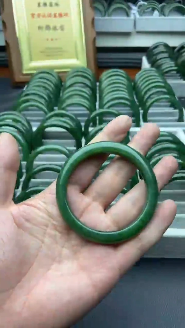 未镶嵌手镯和田玉（碧玉）36-58