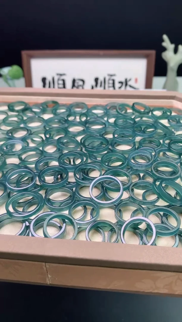 翡翠未镶嵌颈饰翡翠戒圈多样性自选其一