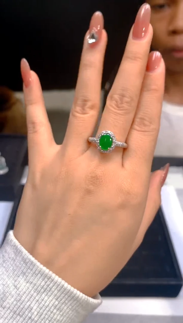 【闪购商品】定制翡翠未镶嵌73定制翡翠-多样性发货（发其一）