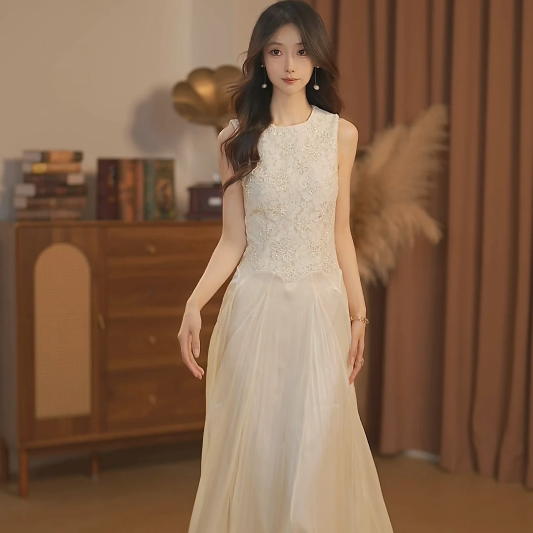 【大金】早春气质名媛风白色圆领连衣裙新款温柔风-HZ650