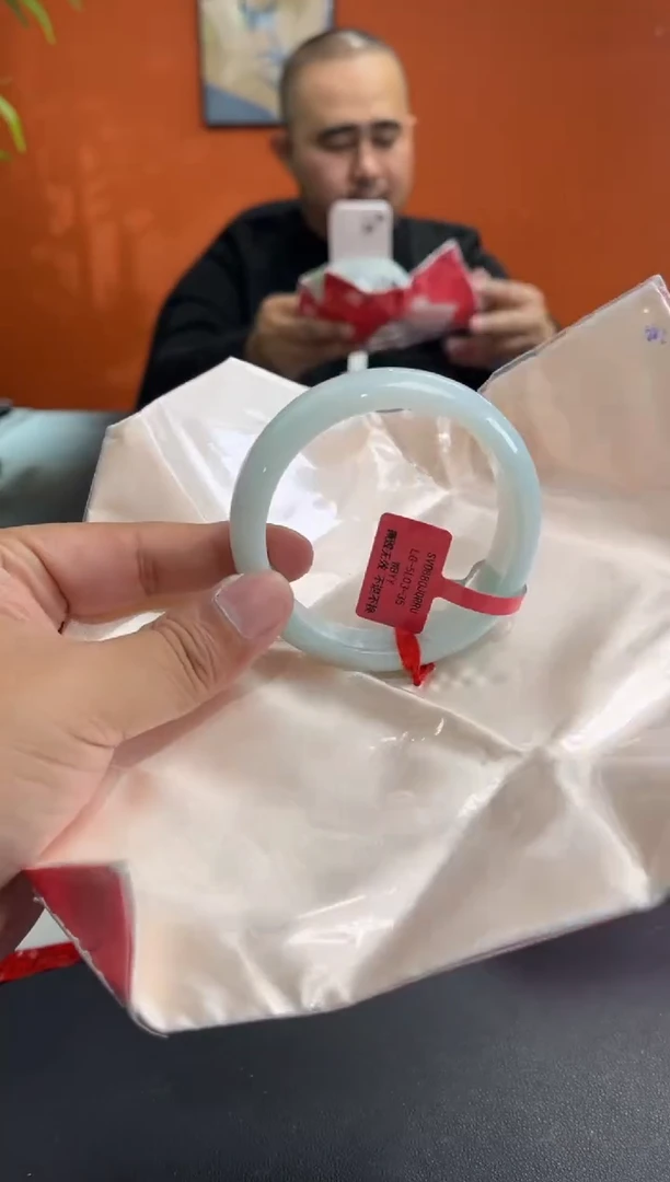 未镶嵌手镯翡翠9 59