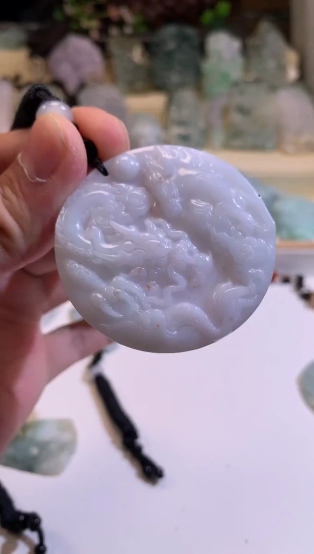 翡翠未镶嵌颈饰5/10/041