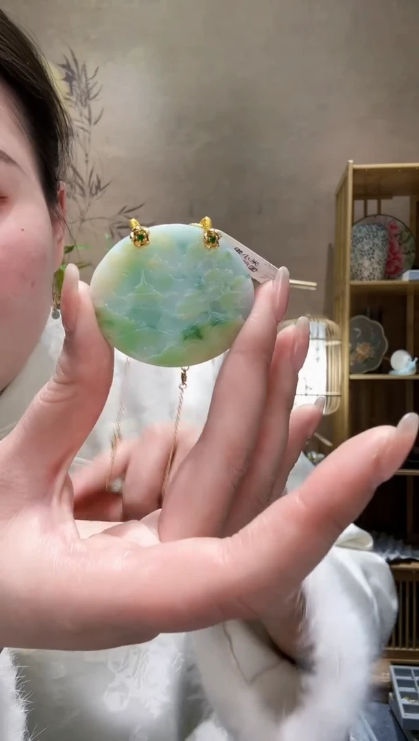 【闪购商品】翡翠颈饰未镶嵌吊坠