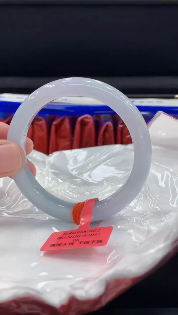 未镶嵌手镯翡翠翡翠手镯