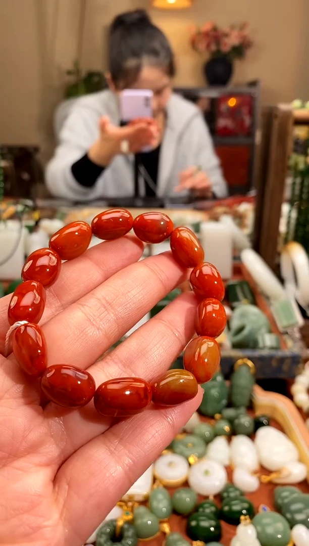 未镶嵌手链南红玛瑙.