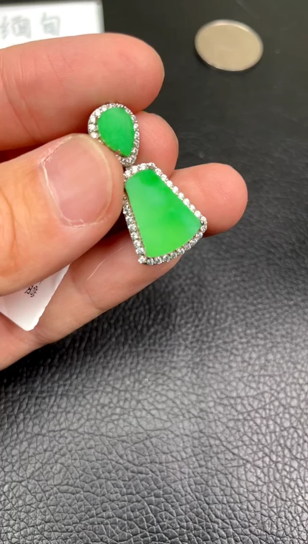 【闪购商品】翡翠吊坠(不含链)银S925镶嵌吊坠