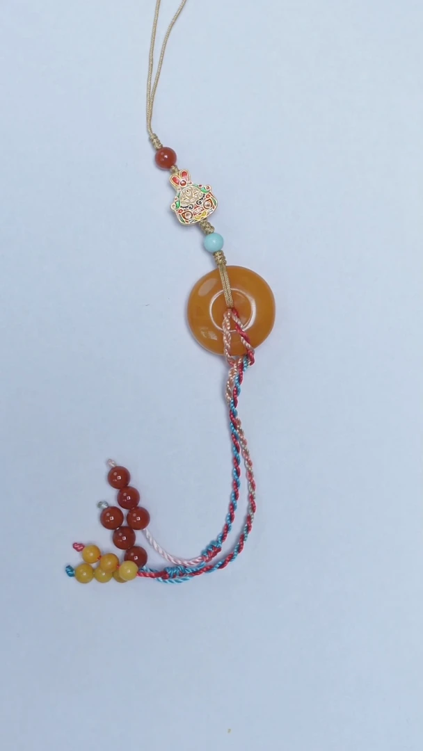 未镶嵌颈饰琥珀花蜡扣子挂件