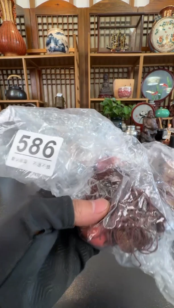 摆件  注意：回流商品，默认有瑕，不退不换。