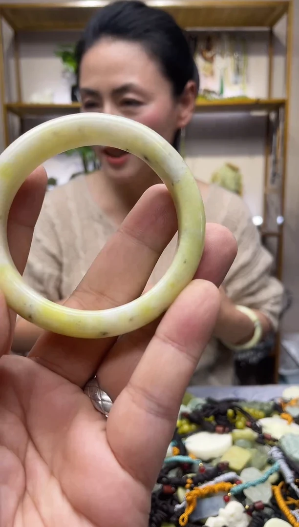 未镶嵌蛇纹石玉吊坠用****7·