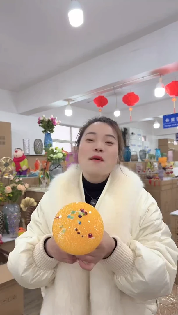 【闪购商品】无铅玻璃甄选花器-x-50早