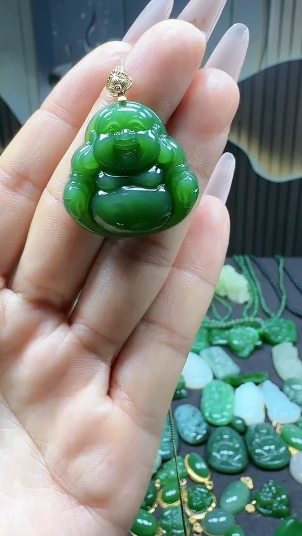 【闪购商品】和田玉挂件18K金镶嵌1