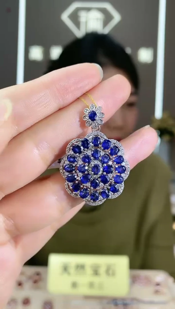 【闪购商品】蓝宝石颈饰银S925镶嵌颈饰