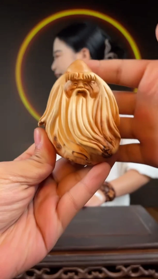 柏木（崖柏）手工摆件,先抢先得! 编号:27