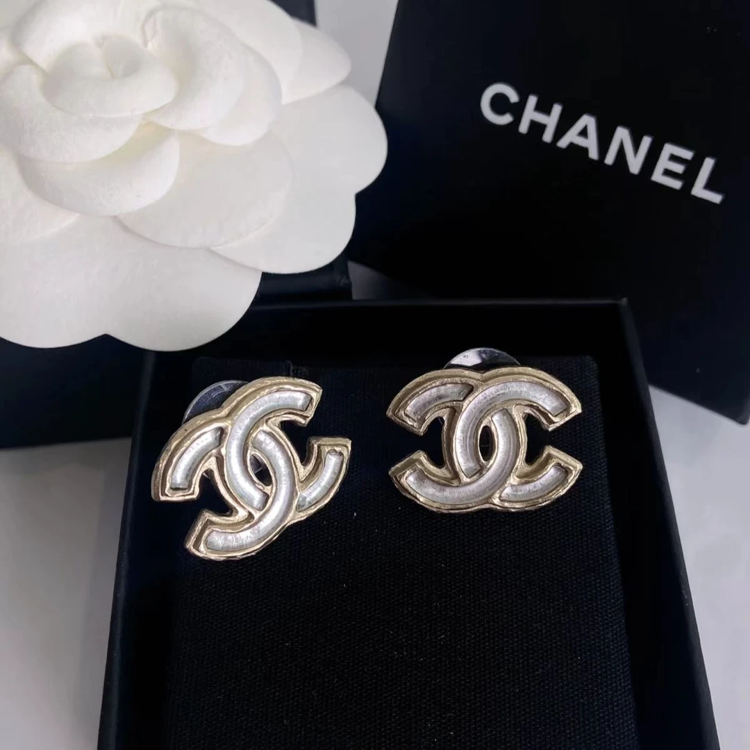 99新 Chanel/香奈儿 耳钉气质素款经典小香风时尚金边