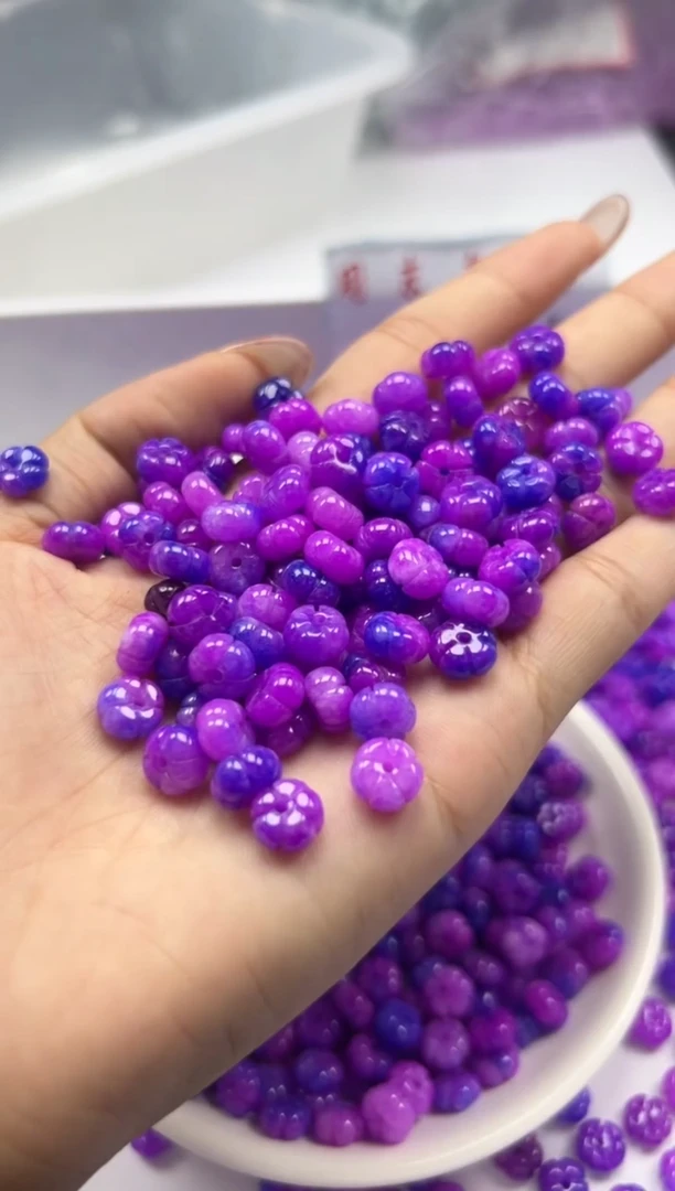 玛瑙/玉髓颈饰未镶嵌w2737舒俱来五瓣花8mm*10颗