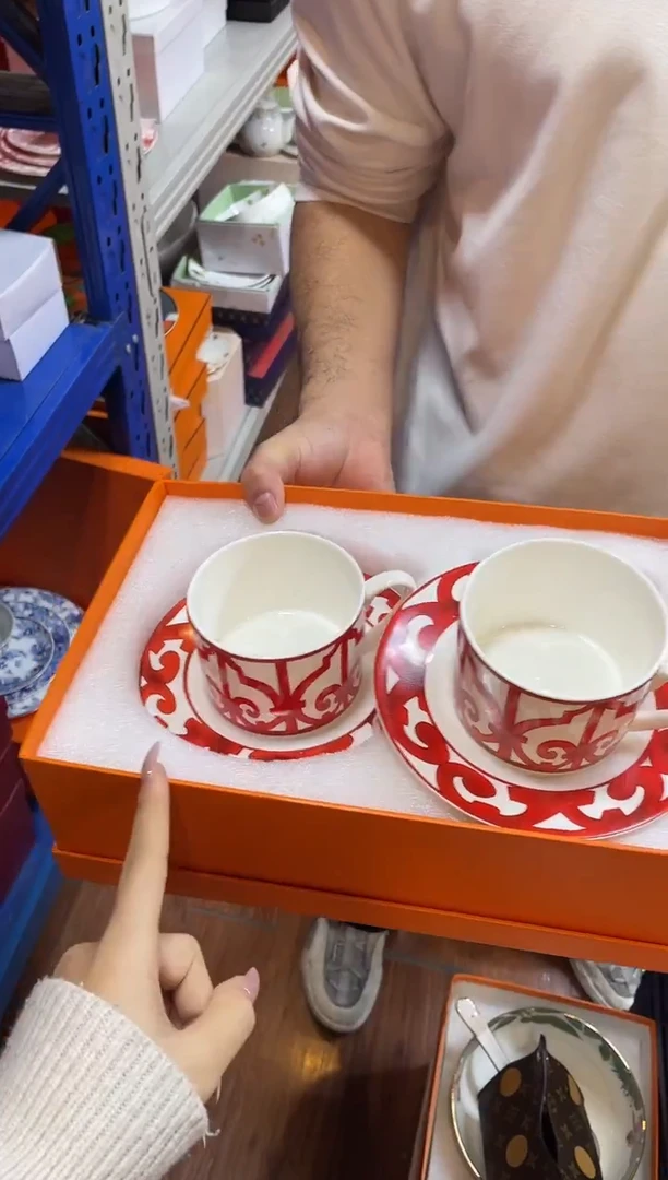 杯鸿辉家品牌瓷器，京东包邮！