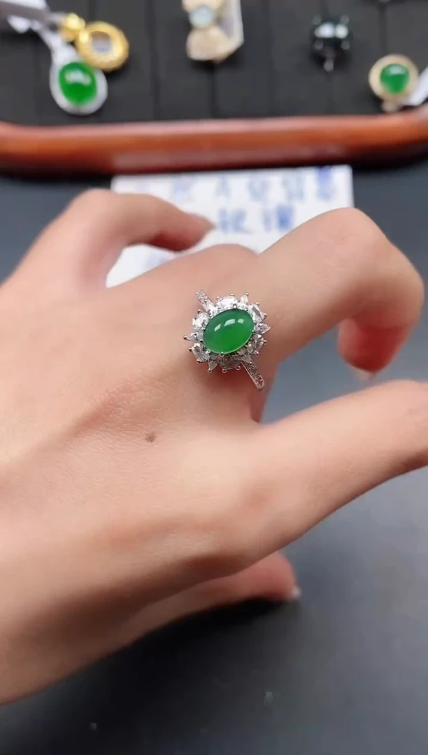 银S925镶嵌戒指翡翠1