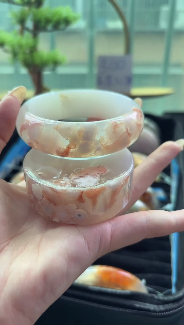 未镶嵌手镯石英质玉C181(61圈赠送镯心)