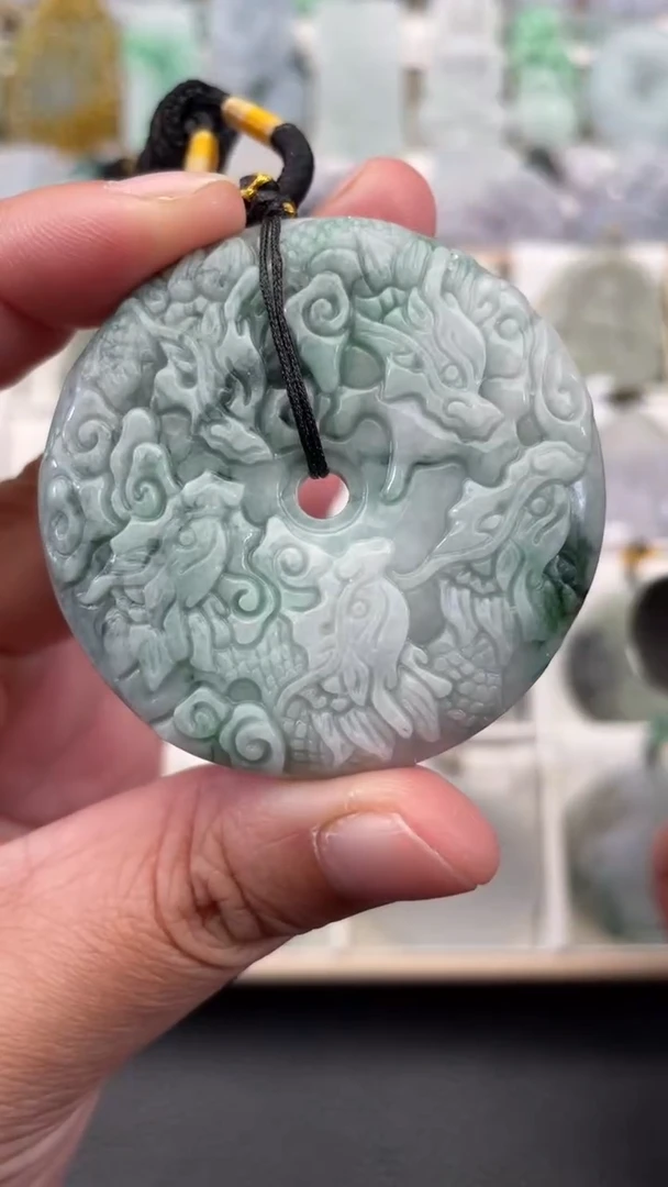 颈饰未镶嵌翡翠天然缅甸翡翠A货18