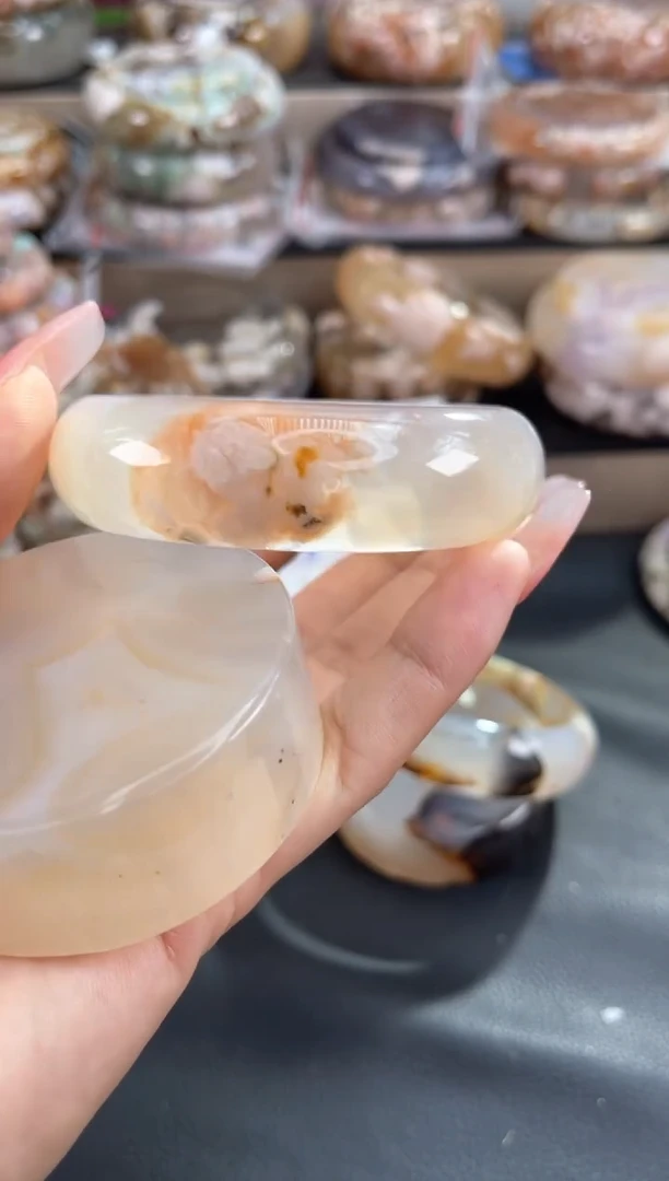 未镶嵌手镯石英质玉61