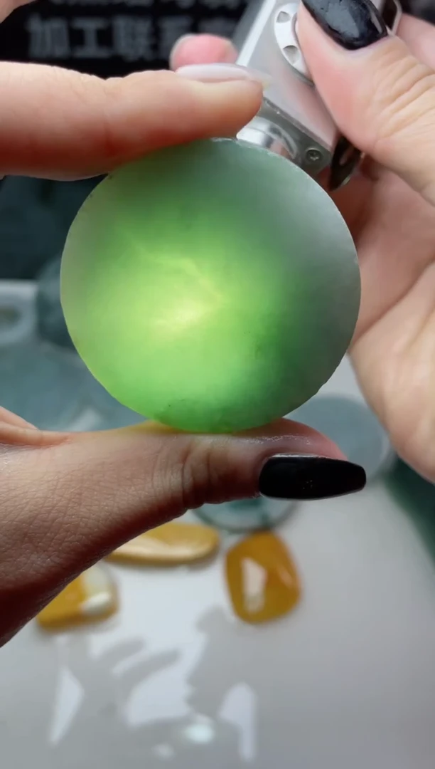 【闪购商品】翡翠颈饰未镶嵌3049......