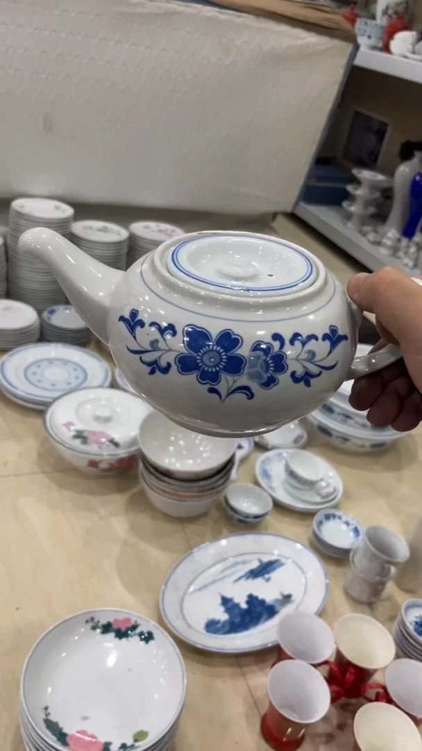 微瑕湖南醴陵釉下五彩陶瓷