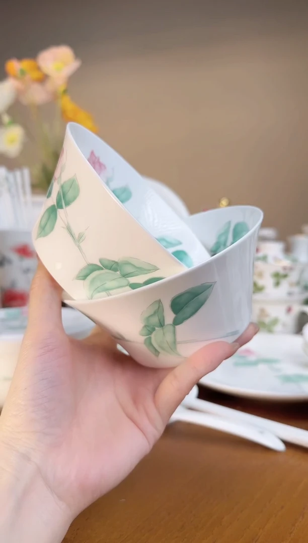 【闪购商品】玫瑰高骨瓷米碗2个