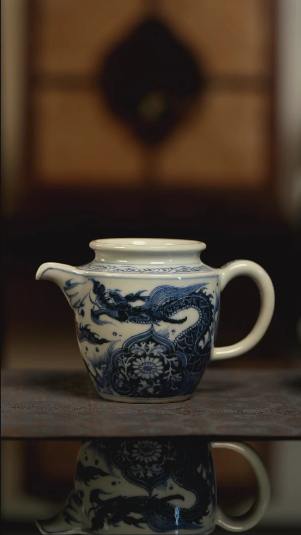 明续幽蓝穿花龙公道杯