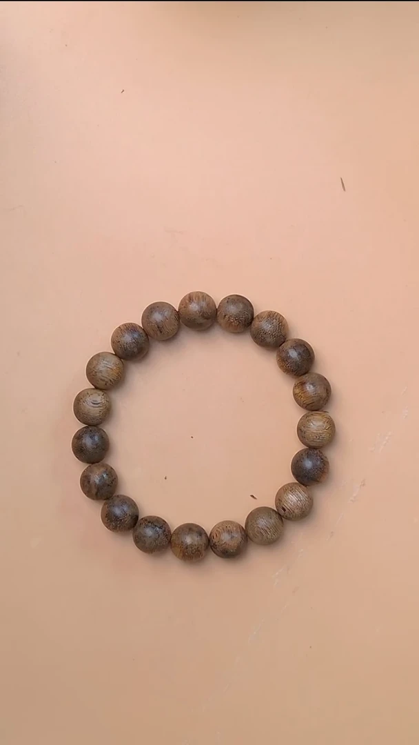 沉香手串金三角黑棋单圈11mm  03263