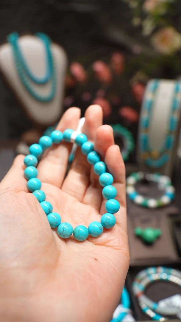 未镶嵌绿松石手串津*1